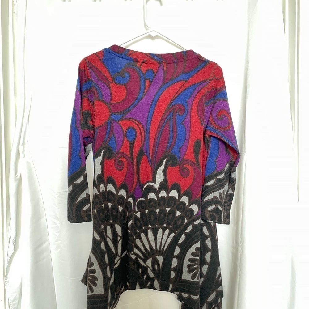 Premise/ multi colored high low quarter length sweater top​​​​​​​​​​​​ - Picture 3 of 4